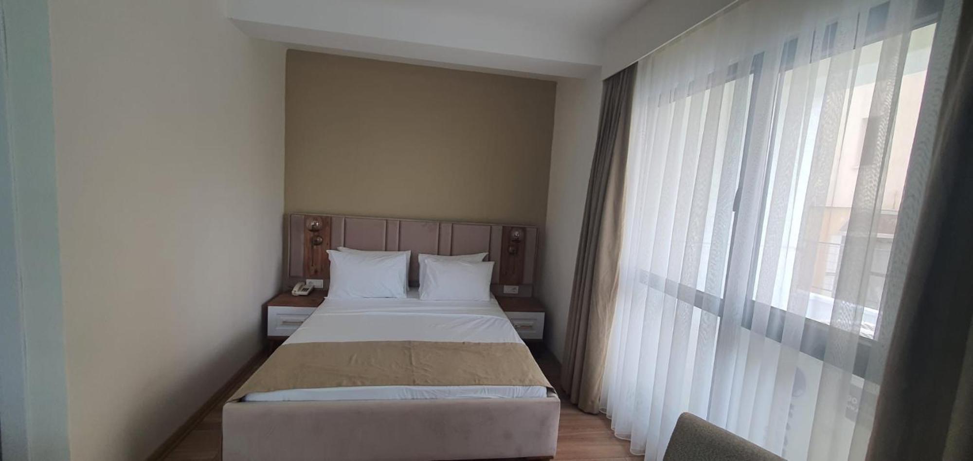 Petra Port Hotel Истанбул Екстериор снимка